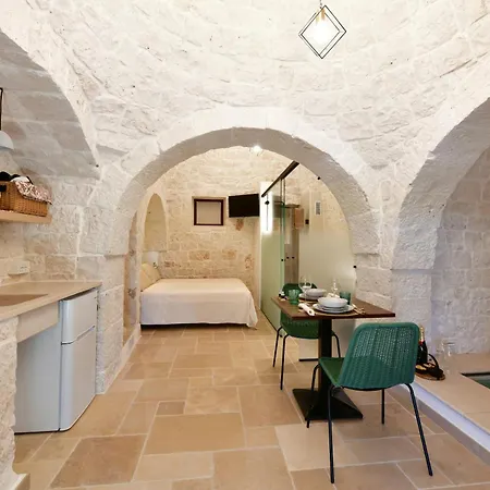 Lamarossa Trulli & Nocleg ze śniadaniem Monopoli