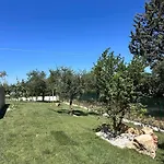 Lamarossa Trulli & 4*