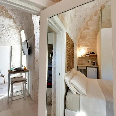 Lamarossa Trulli & Couette-café