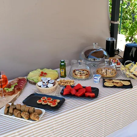 Lamarossa Trulli & 4*